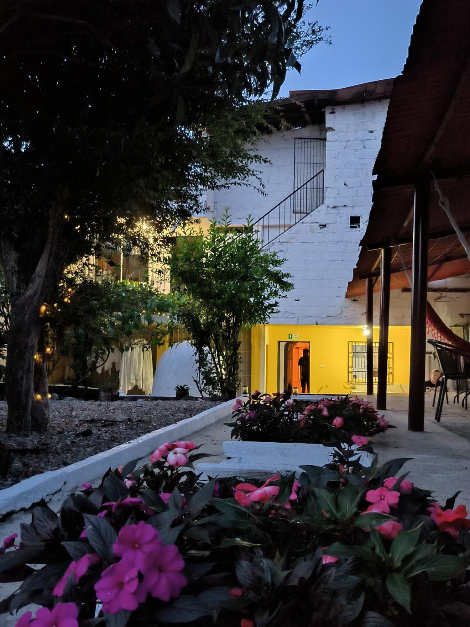 Magic Jardin Hostel - Patio, Balcony & Rooftop Exterior photo